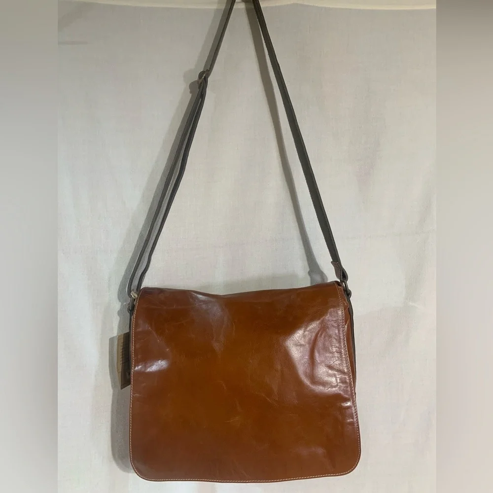 NWT Fossil Luxury leather tote fold over Brooklyn messenger bag